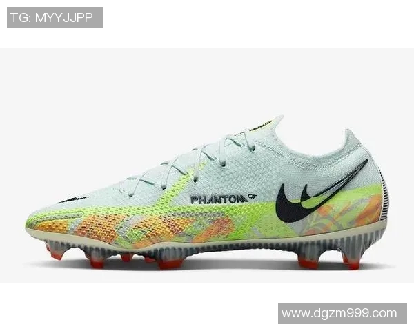 足球明星们的耐克鞋款式与性能分析及其对球场表现的影响