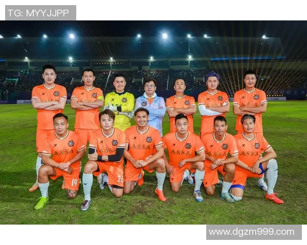 足球明星齐聚抖音挑战赛展现惊人技巧与幽默风采引发热潮 足球明星齐聚抖音挑战赛展现惊人技巧与幽默风采引发热潮